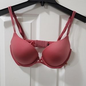 Victoria secret very sexy push-up bra